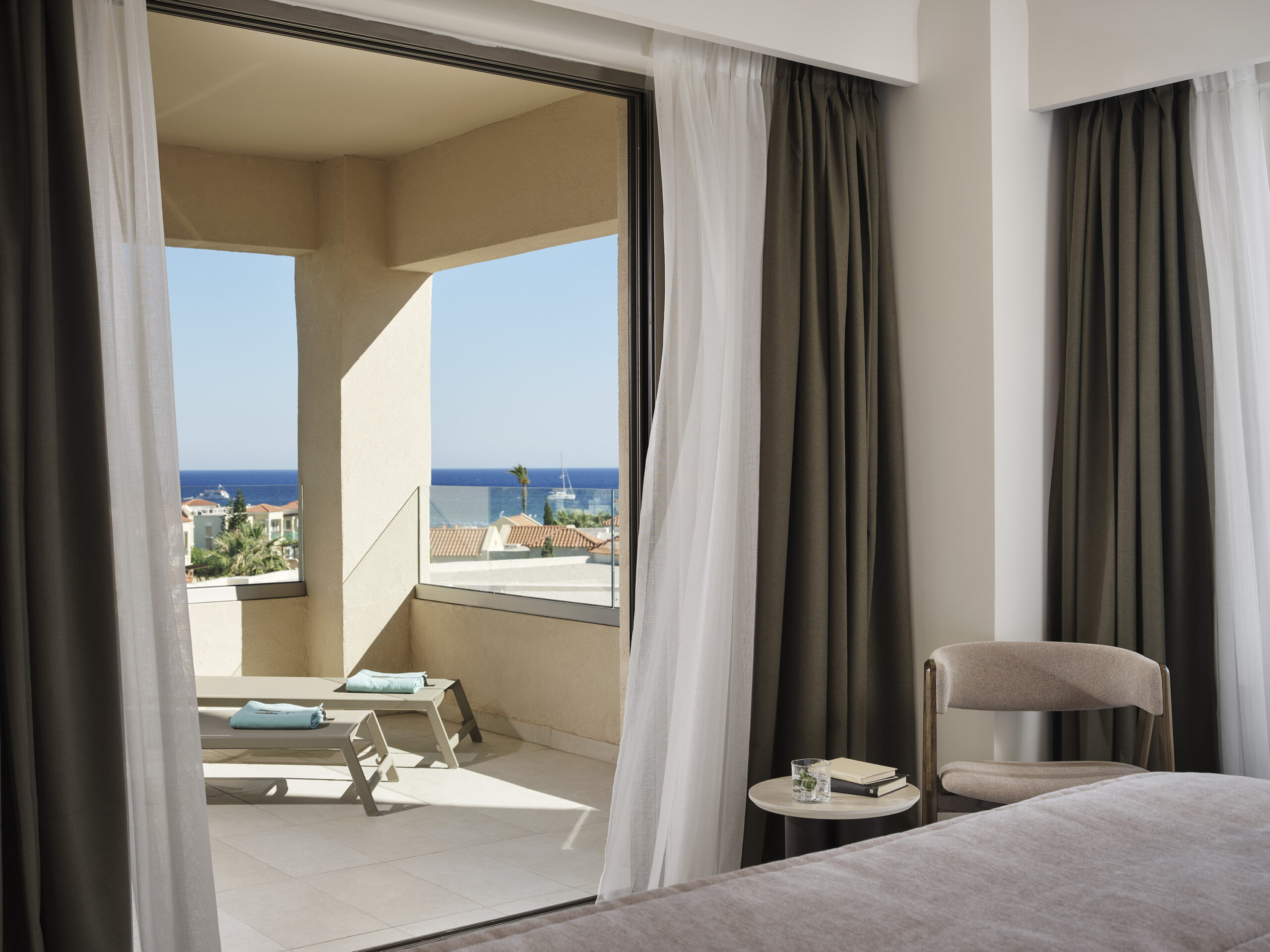 executive suite sv 4 person 9