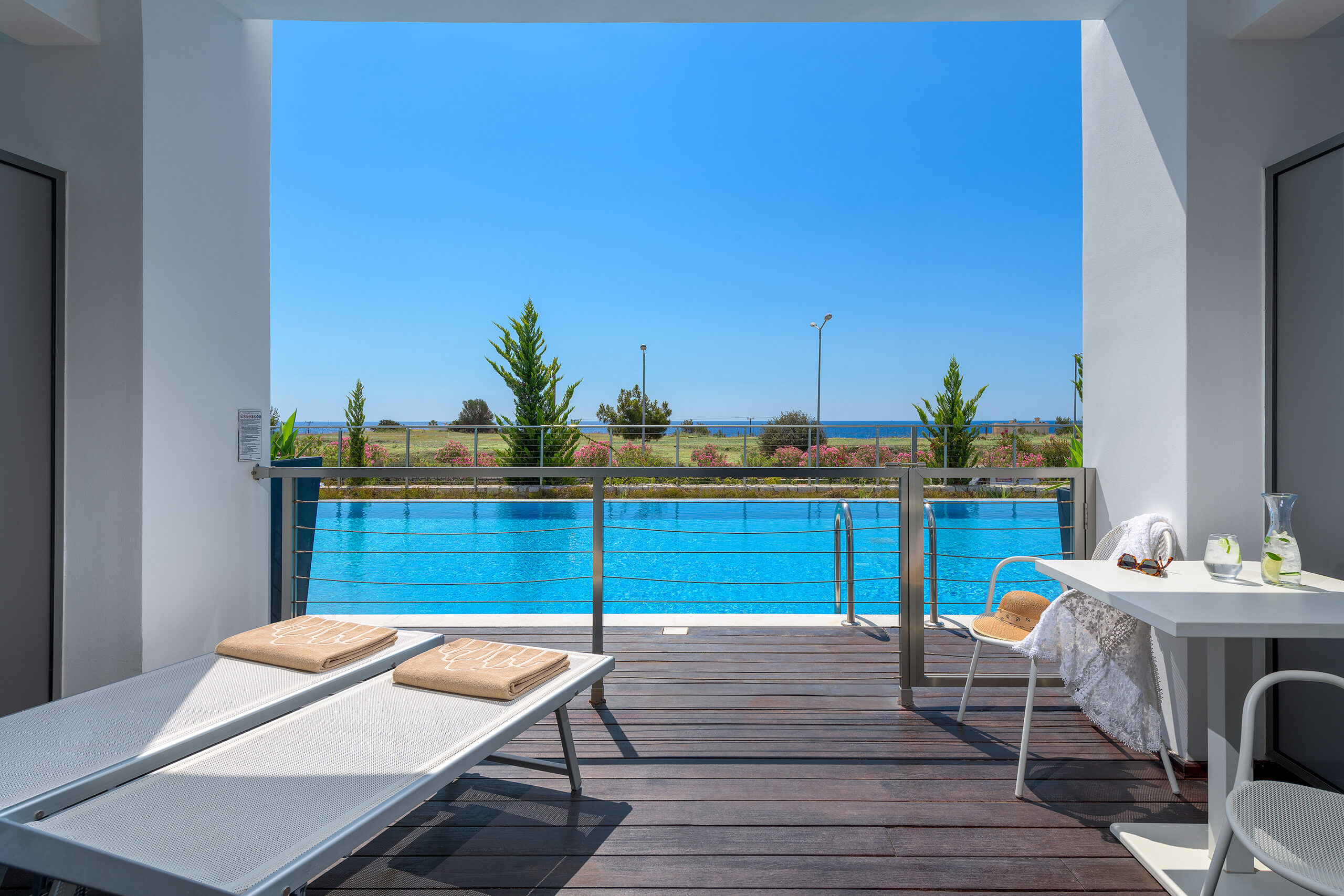 Junior Suite Sharing-Pool Sea View (4)